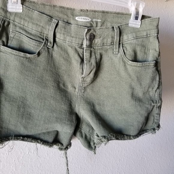 Old Navy army green boyfriend fit jean shorts - Picture 3 of 8